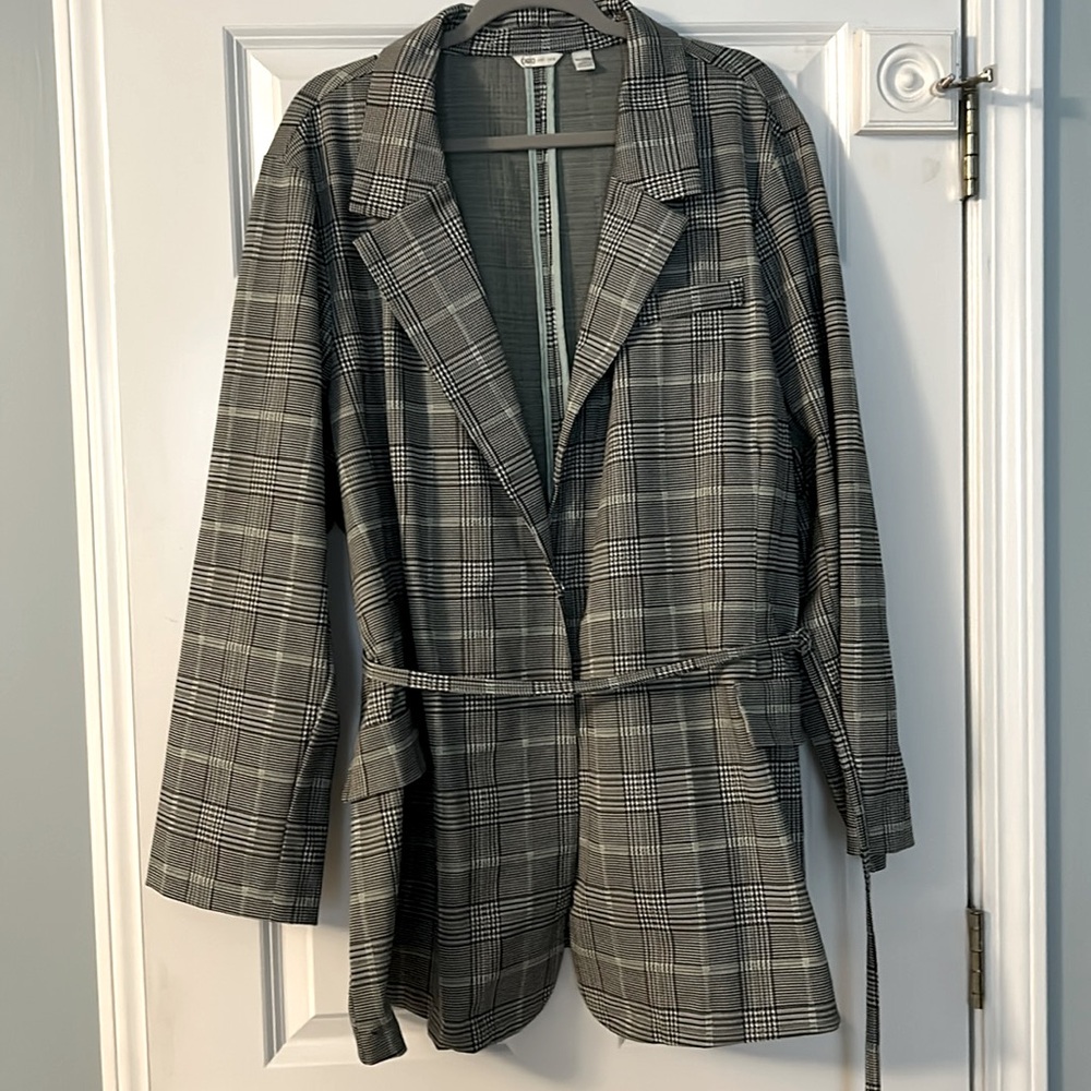 CATO long snap front blazer with belt size 26/28 W